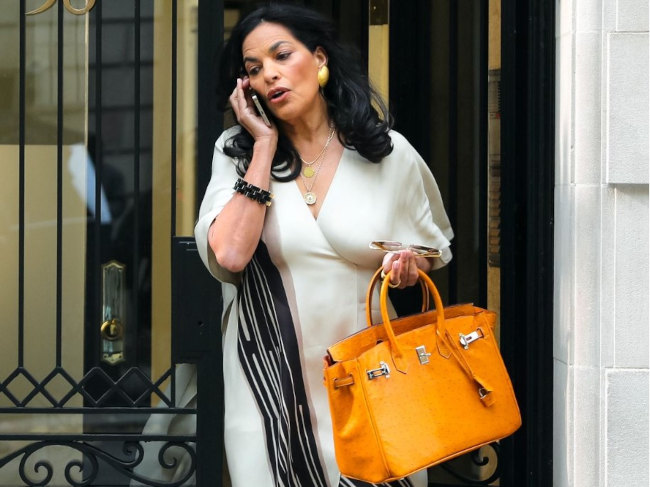 seema-with-hermes-orange-birkin-bag
