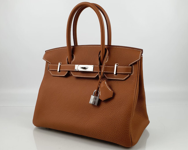 hermes-bag-final-inspection