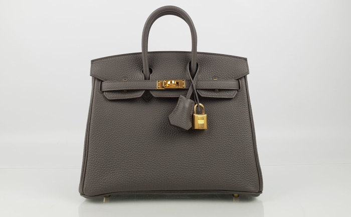 how-to-avoid-accidents-with-hermes-bags