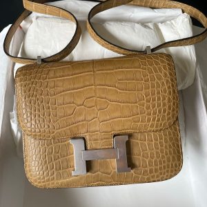 Hermès Constance  18 Kraft 2H Alligator Matt 2022 Z