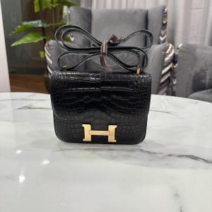 Hermès Constance  18 Black 89 Alligator Matt U