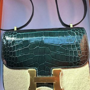 Hermès Constance Mirror 18 Vert Cypres 6O Alligator Shiny 2024 B