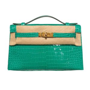 Hermès Kelly Pochette Vert Jade O6 Porosus Crocodile Shiny N/A N/A